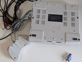 Sega Saturn Model 2 Japonesa con mando