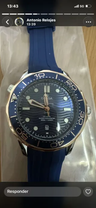 Reloj Correa Caucho Azul y Dorado