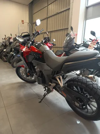 Honda CB 500 X Adventure Negra/Roja