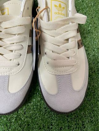 Zapatillas Adidas Samba Beige y Marrón