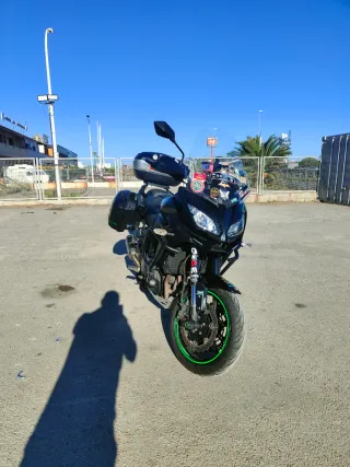 Kawasaki Versys 1000 Negra