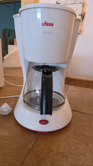 Cafetera Ufesa Activa Blanca