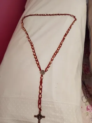 Rosario de bolillos con cruz