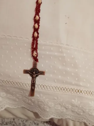 Rosario de bolillos con cruz