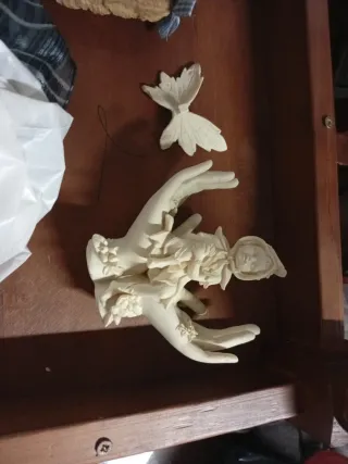 Figura Hada con Manos