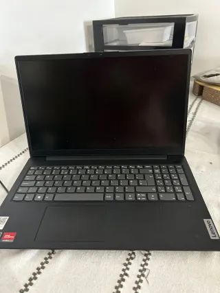 Lenovo V15 G2 ALO Portátil Negro