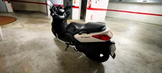Yamaha X-MAX 250 Scooter 2010 Blanca