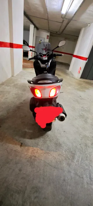 Yamaha X-MAX 250 Scooter 2010 Blanca