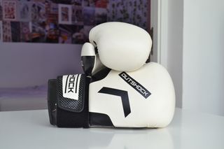 Guantes de Boxeo Outshock Blancos