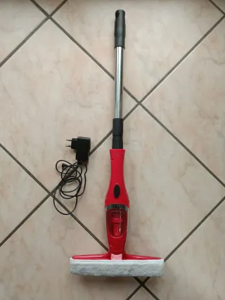 Puliscivetri / Aspiragocce cordless ricaricabile