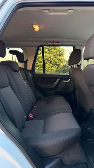 Land Rover Freelander 2012