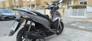 Kymco People S125 Scooter Automática