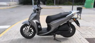 Kymco People S125 Scooter Automática