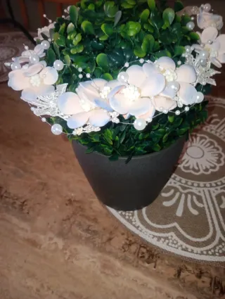 Adorno comunión flores perlas