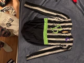 Malla de gimnasia de competicion de beatlejuice