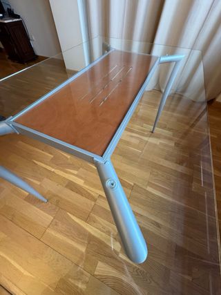 Pack mesa de cristal comedor y 4 sillas de madera