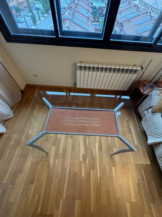 Pack mesa de cristal comedor y 4 sillas de madera