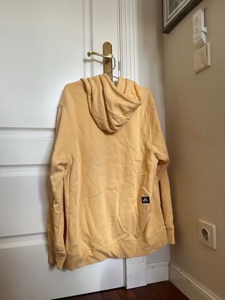 Sudadera Nike SB Amarilla