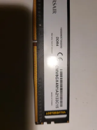 Corsair DDR4 8GB RAM