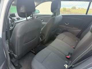 Renault Megane 2014 sport tourer