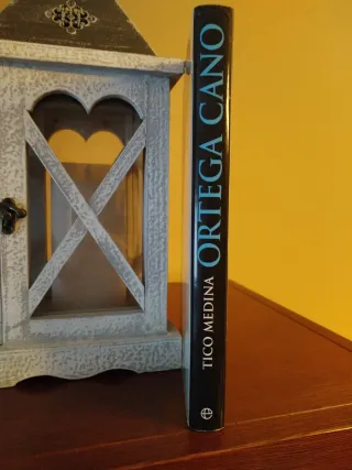 Ortega Cano : traje de luces, traje de cruces