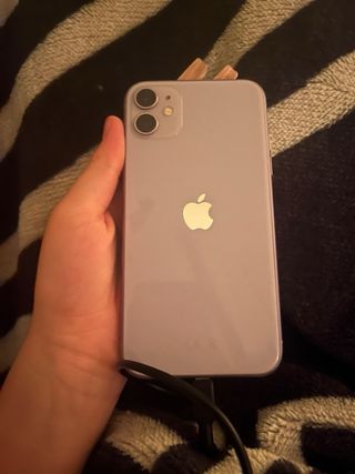 iPhone Apple morado