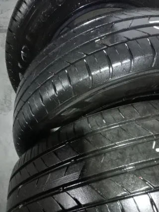 Juego de 2 Neumáticos 195/65 R15 91V