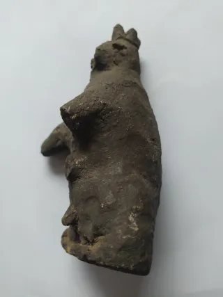 Figura terracota africana antigua