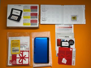 RARO Bundle Nintendo 3DS XL Blu Donkey Kong