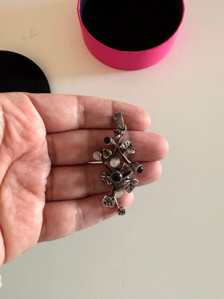 village plata colgante