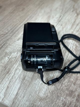 Olympus Stylus Zoom (como nueva) Cámara de 35mm