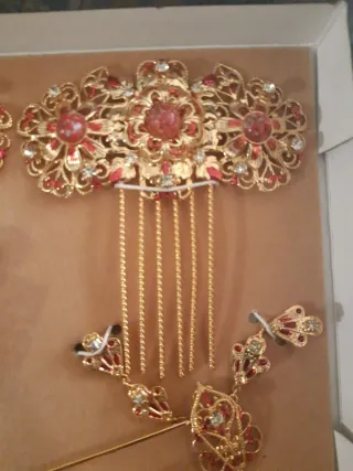 Joyas adorno de traje regional de Alicantina