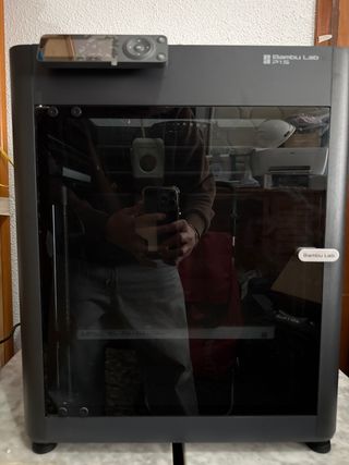 Impresora Bambu Lab P1S Cerrada