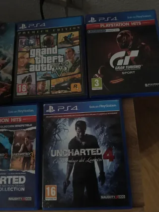 PS4 (PlayStation 4) Negra + Juegos