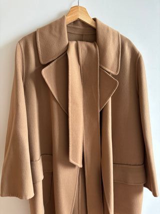 Abrigo LOEWE 100% Cachemira con cinturón