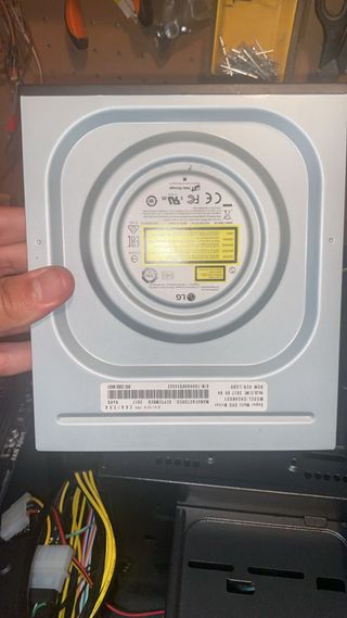 Scatola PC + Alimentatore 400W + Lettore DVD