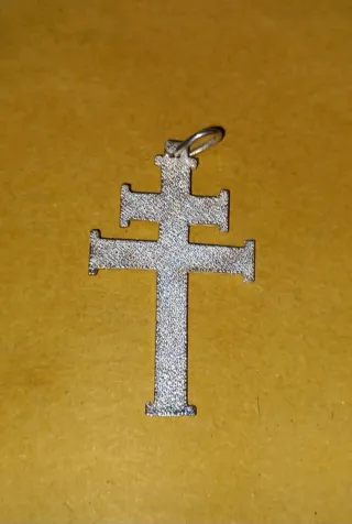 Cruz Caravaca Plata 925mls