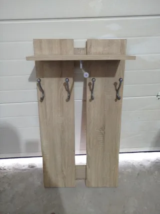 Perchero de pared madera y metal