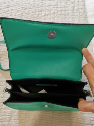 Bolso Mango verde y plateado