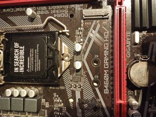 Combo Placa Base Gigabyte B460M + CPU i3 10100F