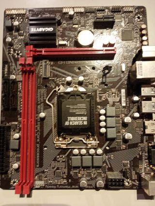 Combo Placa Base Gigabyte B460M + CPU i3 10100F