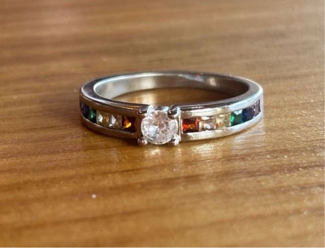 Anillo Plata con Circonitas Arcoíris