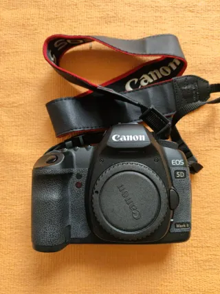 Cámara Canon EOS 5D Mark II