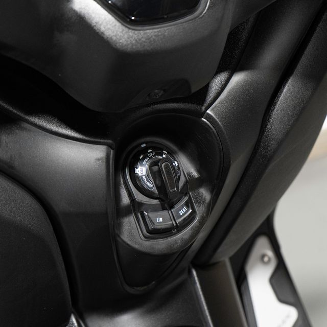 Yamaha XMAX 125 Negra/Azul