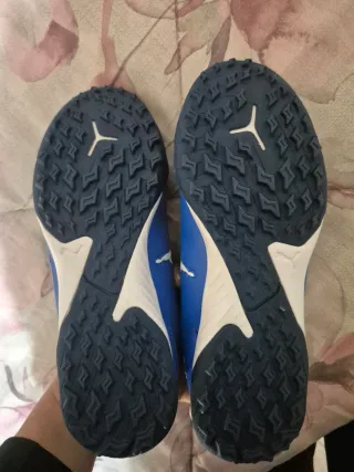 Scarpe da bamnino Puma blu numero 35