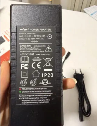 Cargador Patinete/Bici Eléctrica 36V ((NUEVO))