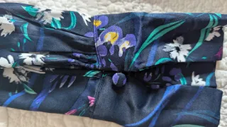 Vestido Mango floral talla XS