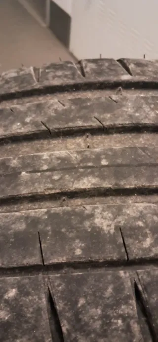 2 x Michelin Pilot Sport 5 235/45 ZR 17