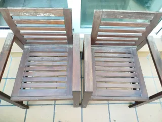 Mesa de jardín de madera