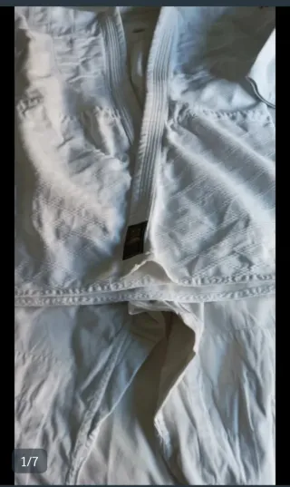 Kimono blanco artes marciales